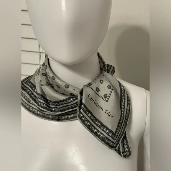 Christian Dior silk scarf, gray, square, 18.5 inches, logo. 100% silk. - Picture 5 of 12